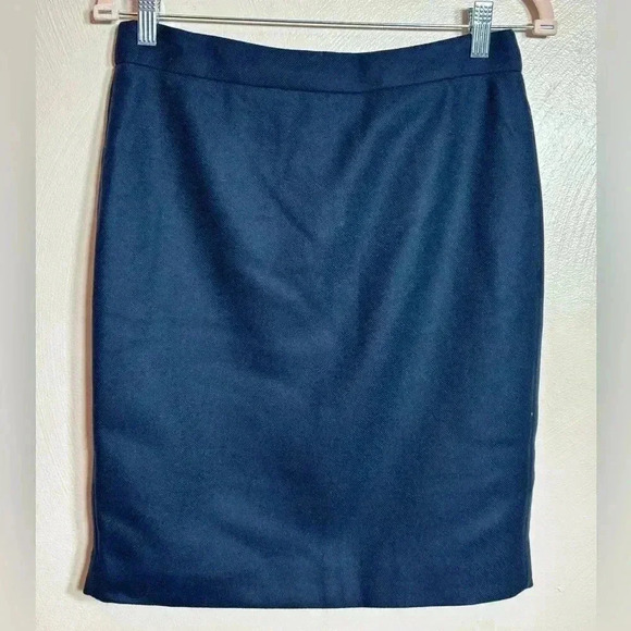 J Crew Women's No 2 Pencil Skirt Fully Lined Wool Navy Blue Size 6 Petite‎ … - Picture 1 of 5